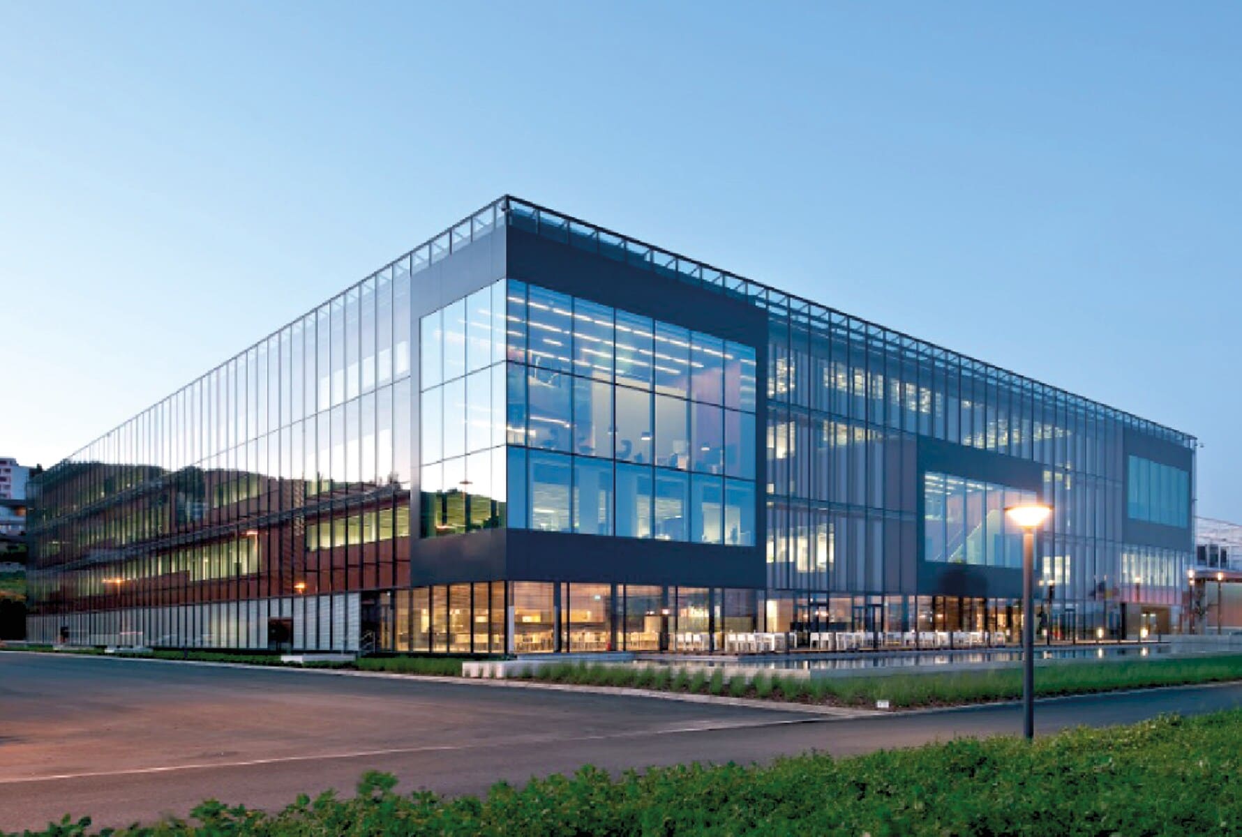 Cube Nechatel 1780x1200 Cube Nechatel 1780x1200