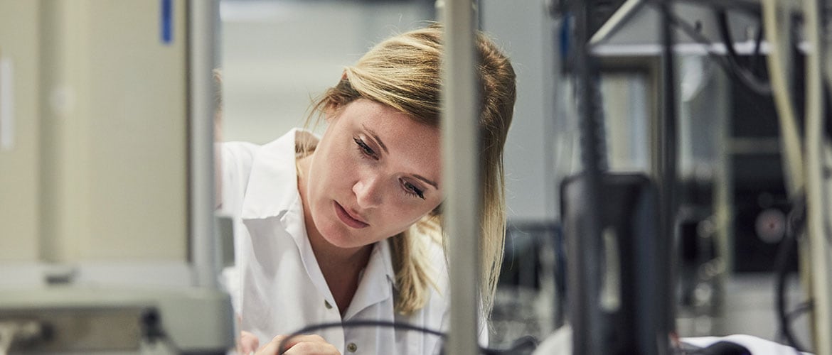 Female scientist in a laboratory